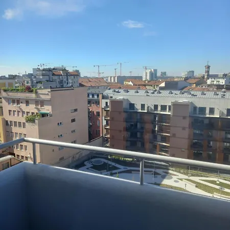 Corso Lodi 6 Milano Porta Romana - Bellissimo Nuovo Appartamento Con 2 Camere Da Letto E Due Bagni - Beautiful Newly Decorated 2 Bedrooms 2 Bathrooms With Free Parking Per Selected Qualifying Rate - Metro Subway Porta Romana 6 Minutes To Duomo Cathed Exterior foto