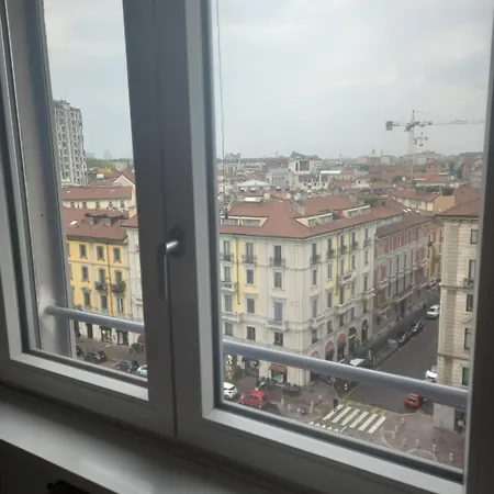 Corso Lodi 6 Milano Porta Romana - Bellissimo Nuovo Appartamento Con 2 Camere Da Letto E Due Bagni - Beautiful Newly Decorated 2 Bedrooms 2 Bathrooms With Free Parking Per Selected Qualifying Rate - Metro Subway Porta Romana 6 Minutes To Duomo Cathed Exterior foto