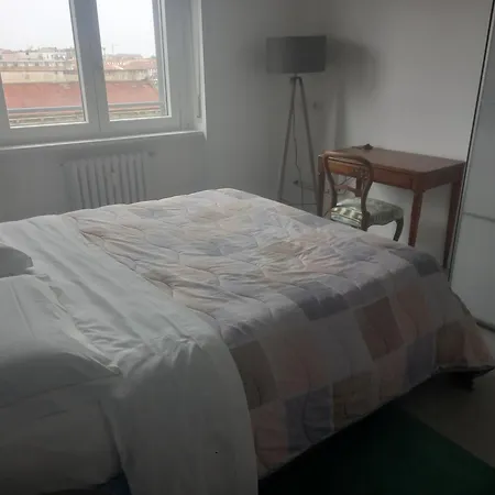 Corso Lodi 6 Milano Porta Romana - Bellissimo Nuovo Appartamento Con 2 Camere Da Letto E Due Bagni - Beautiful Newly Decorated 2 Bedrooms 2 Bathrooms With Free Parking Per Selected Qualifying Rate - Metro Subway Porta Romana 6 Minutes To Duomo Cathed Exterior foto