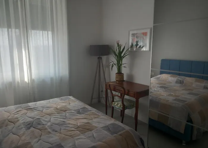 Corso Lodi 6 Milano Porta Romana - Bellissimo Nuovo Appartamento Con 2 Camere Da Letto E Due Bagni - Beautiful Newly Decorated 2 Bedrooms 2 Bathrooms With Free Parking Per Selected Qualifying Rate - Metro Subway Porta Romana 6 Minutes To Duomo Cathed
