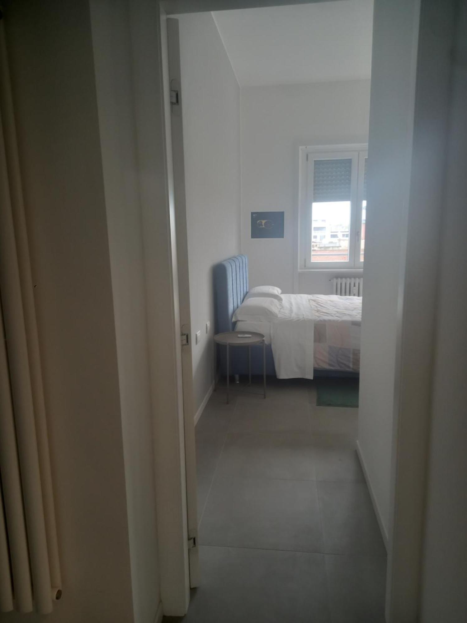 Corso Lodi 6 Porta Romana - Bellissimo Nuovo Con 2 Da Letto E Due Bagni - Beautiful Newly Decorated 2 Bedrooms 2 Bathrooms With Free Parking Per Selected Qualifying Rate - Metro Subway Porta Romana 6 Minutes To Duomo Cathed *