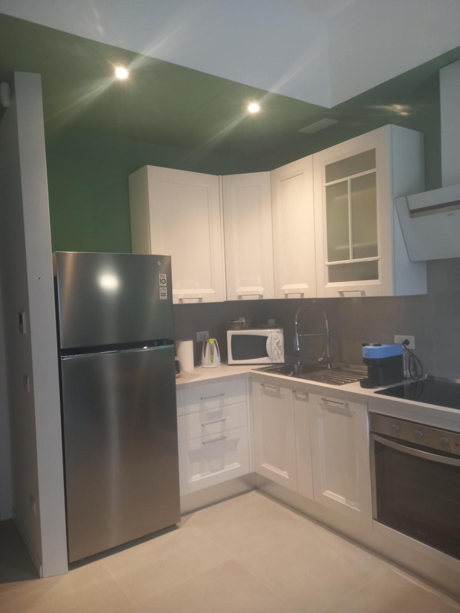 Apartment Corso Lodi 6 Porta Romana - Bellissimo Nuovo Con 2 Da Letto E Due Bagni - Beautiful Newly Decorated 2 Bedrooms 2 Bathrooms With Free Parking Per Selected Qualifying Rate - Metro Subway Porta Romana 6 Minutes To Duomo Cathed Milan