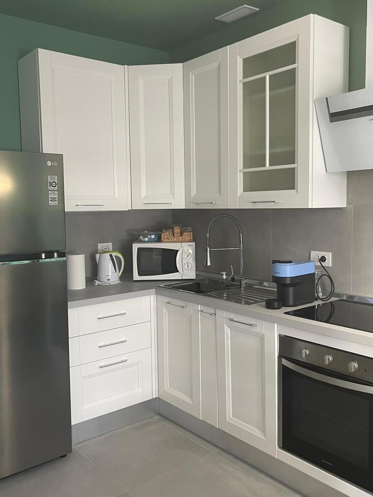 Corso Lodi 6 Porta Romana - Bellissimo Nuovo Con 2 Da Letto E Due Bagni - Beautiful Newly Decorated 2 Bedrooms 2 Bathrooms With Free Parking Per Selected Qualifying Rate - Metro Subway Porta Romana 6 Minutes To Duomo Cathed Apartment